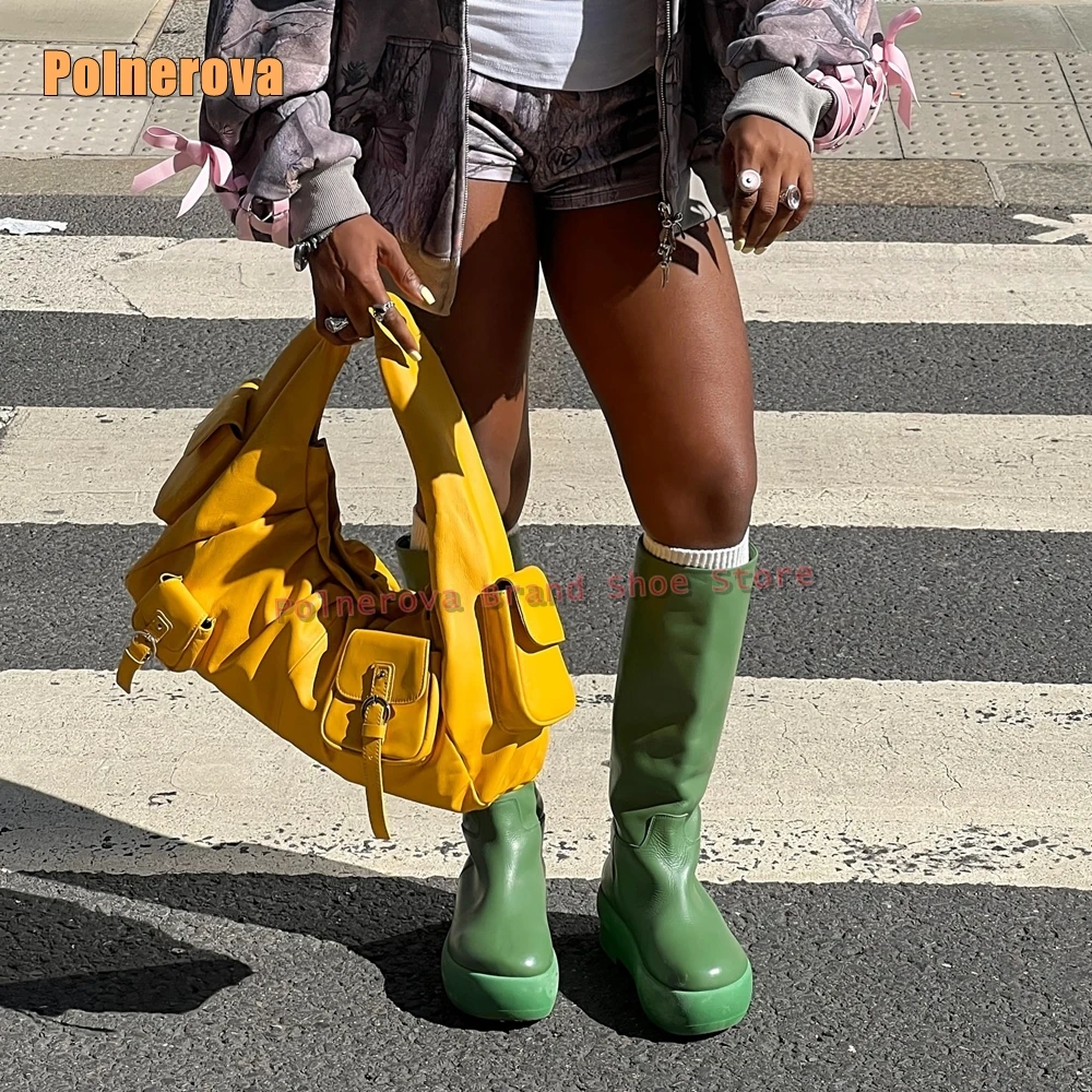 Street Fashion Trend 2025 - المرأة مثير أحذية أنيقة الشتاء الاتجاه
