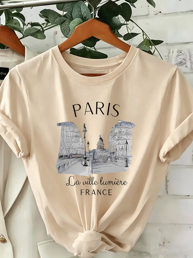 Street Fashion Paris 2025 Trends - تي شيرت نسائي بطبعة باريس -