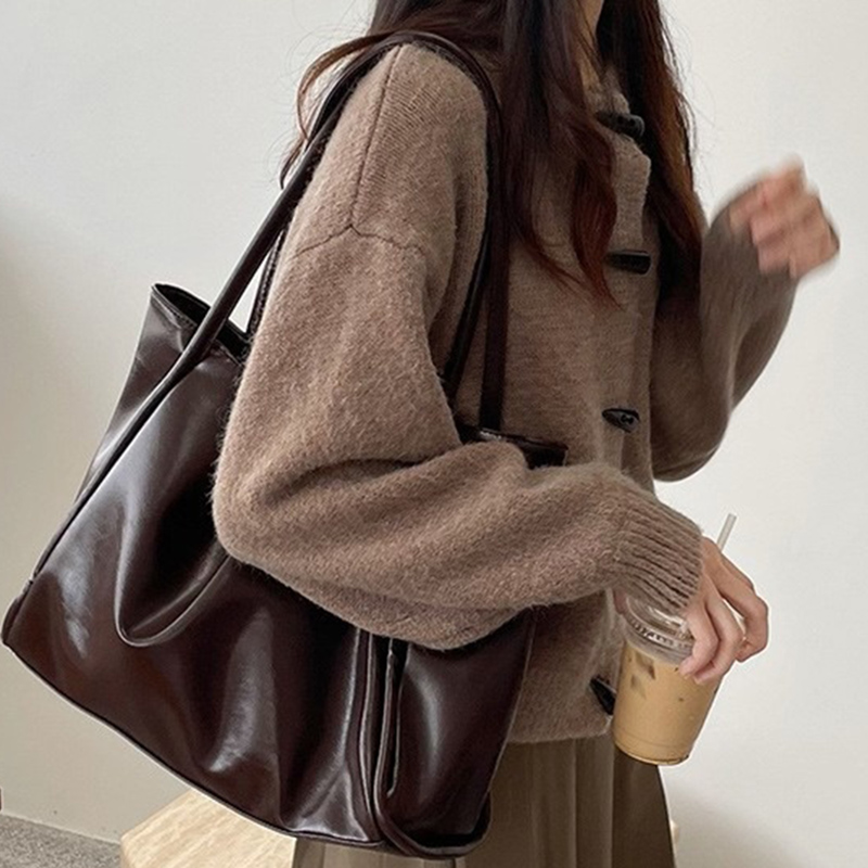 Korean Street Fashion Female - حقائب كتف نسائية جديدة لعام 2026