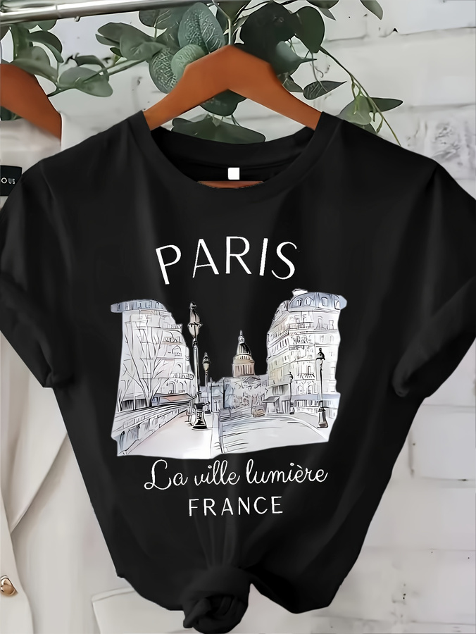 تي شيرت نسائي بطبعة باريس - قم - مراجعة Street Fashion Paris 2025 Trends وسعره