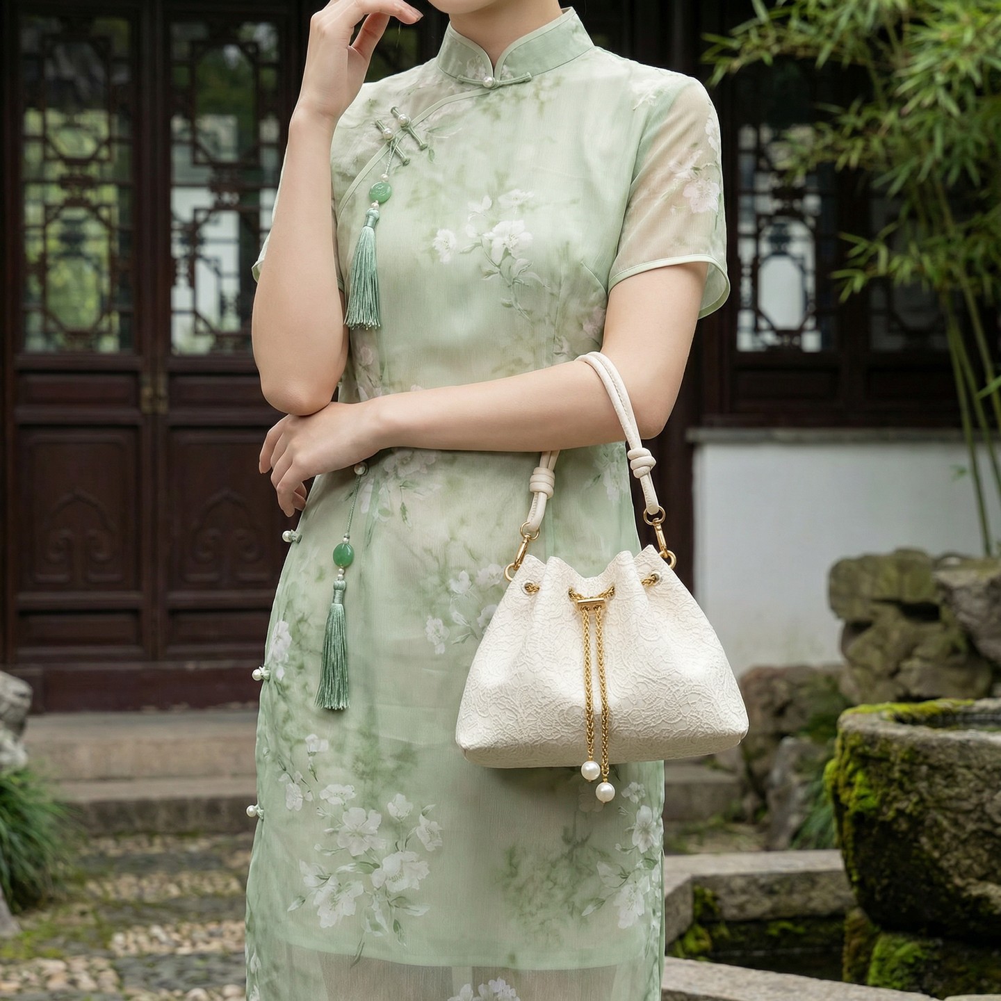 حقيبة كتف عصرية جديدة على الطر - مراجعة Street Fashion In Chinese وسعره