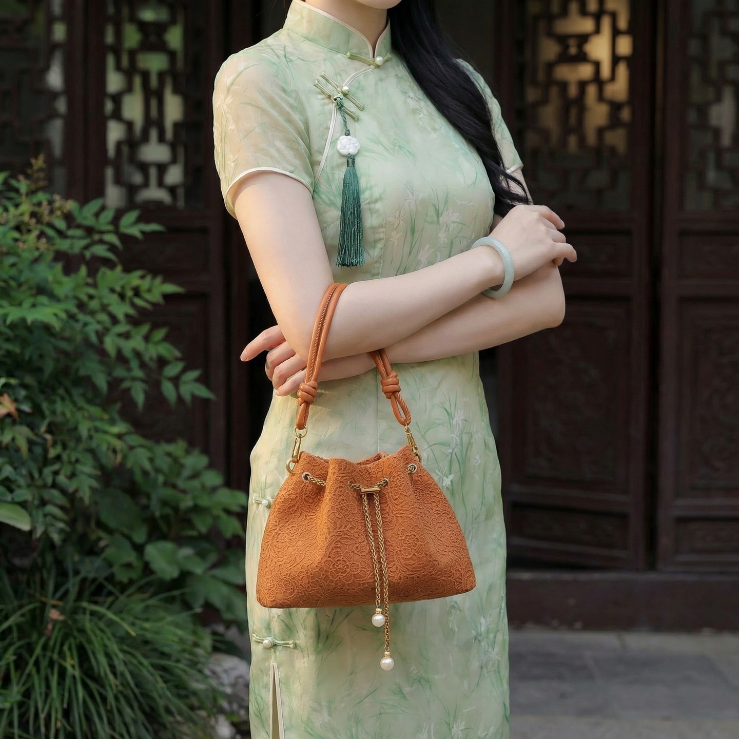 حقيبة كتف عصرية جديدة على الطر - مراجعة Street Fashion In Chinese وسعره